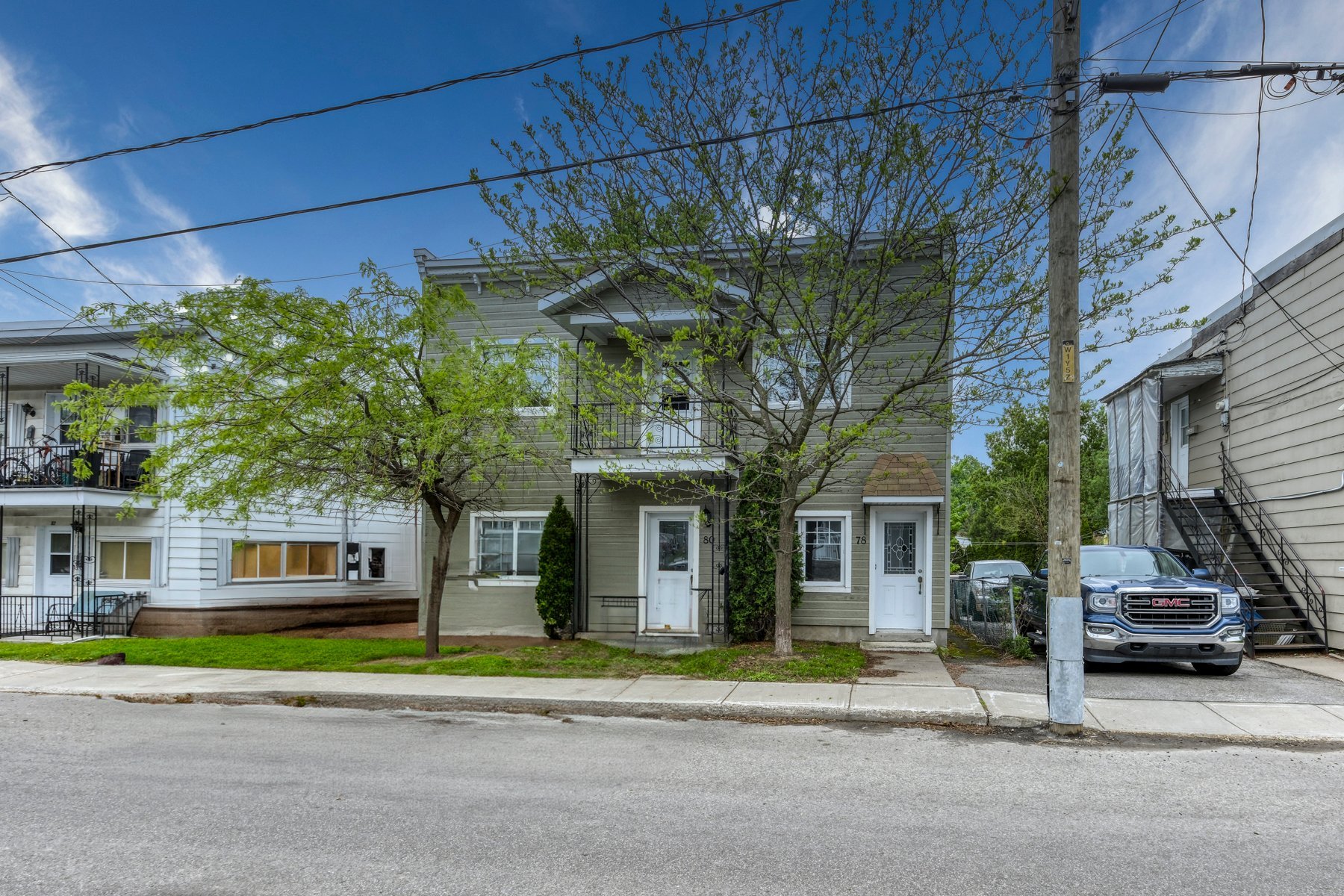 78 Rue St-Jean, Sainte-Thérèse